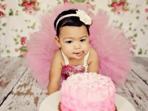 layla cake shot